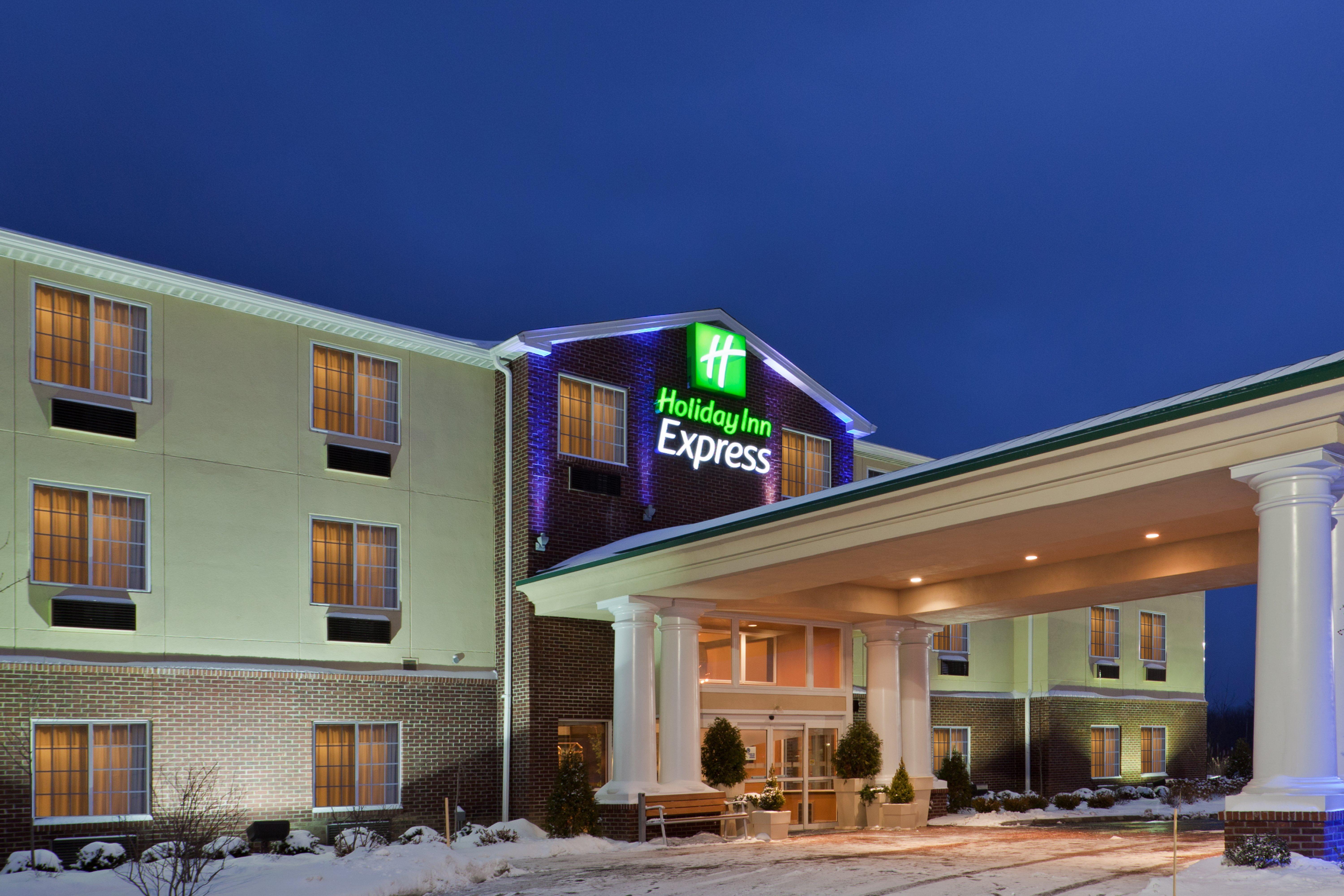Holiday Inn Express & Suites Ashtabula-Geneva By Ihg Austinburg Exterior foto